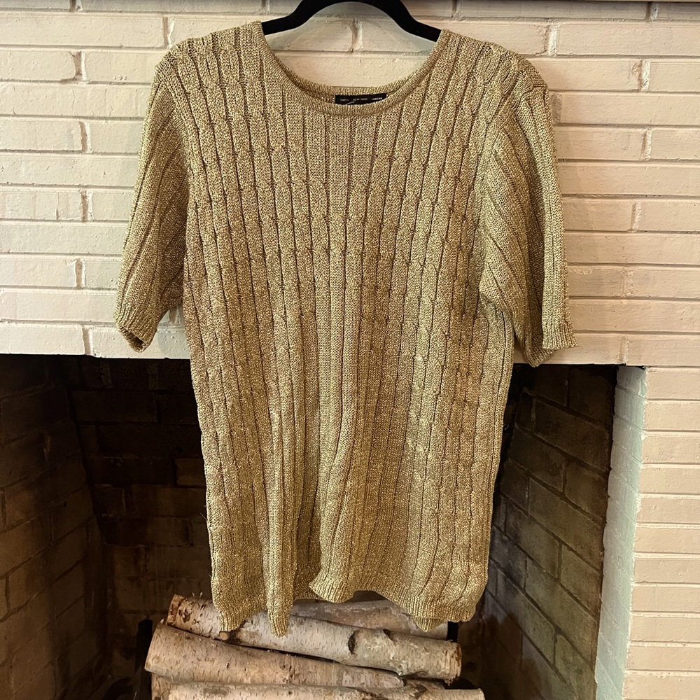 Vintage Suzelle Gold Top